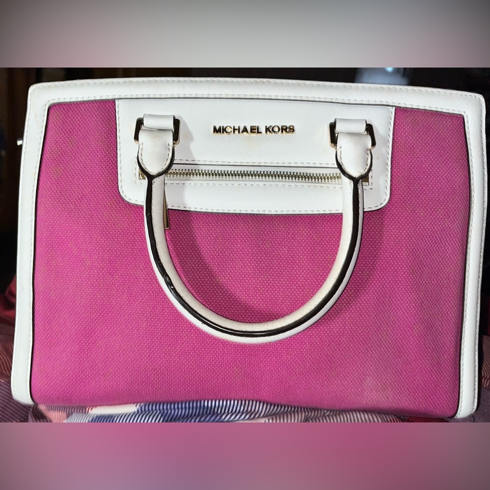 LOW START Michael Kors EUC Selma Canvas and Leather Satchel - Picture 5 of 7